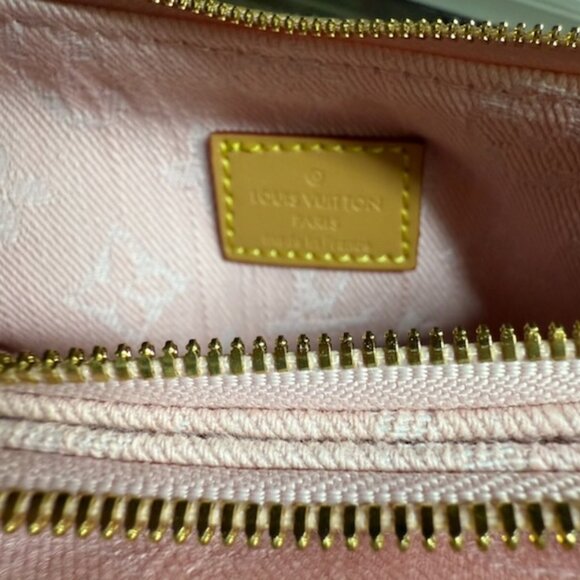 Double Pochette Denim-Powder Pink Crossbody-Brand New Never Used! - Picture 3 of 6